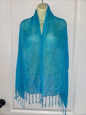 Lightweight La Double 7, Inc Brand Turquoise Viscose Fringe Scarf